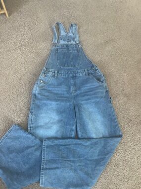 Women's Blue Denim Overalls with Front Bib Pocket